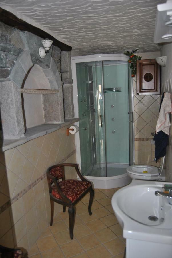 Taverna Semon Verrayes Buitenkant foto