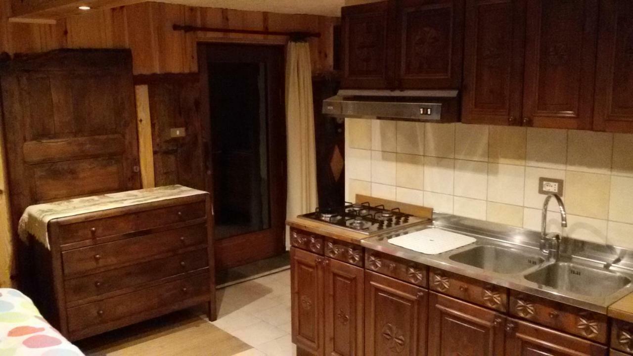Taverna Semon Verrayes Buitenkant foto